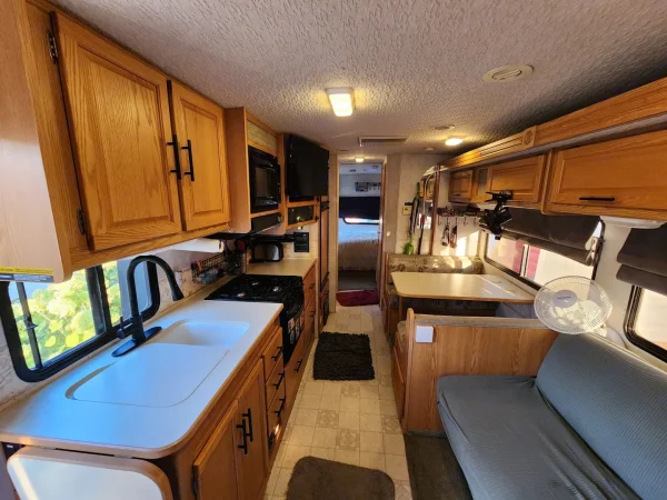 2004 Itasca Spirit 31T Family Fun Mobile! - Image 7